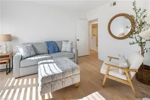 776 Willowbrook Dr, Naples, FL 34108 - Photo 15