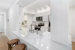 776 Willowbrook Dr, Naples, FL 34108 - Photo 9