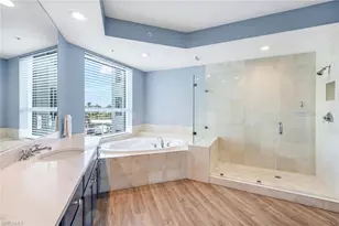 285 Grande Way, Naples, FL 34110 - Photo 31