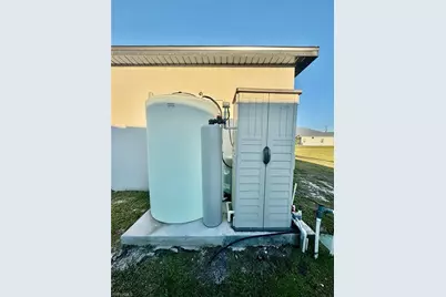 2512 NW 4th St, Cape Coral, FL 33993 - Photo 33