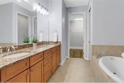 9064 Capistrano St N #5005, Naples, FL 34113 - Photo 15