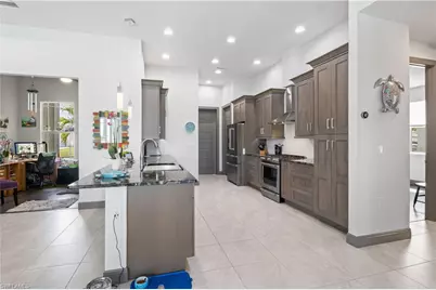 302 SW 31st Ter, Cape Coral, FL 33914 - Photo 21