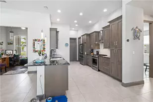 302 SW 31st Terrace, Cape Coral, FL 33914 - Photo 21