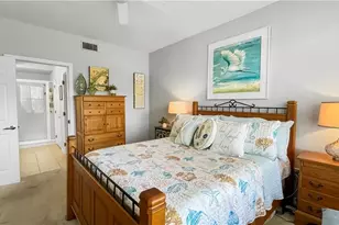 10139 Colonial Country Club Blvd S, Fort Myers, FL 33913 - Photo 15