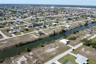 1704 NW 6th Pl, Cape Coral, FL 33993 - Photo 5