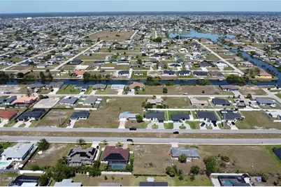 406 Tropicana Pkwy W, Cape Coral, FL 33993 - Photo 11