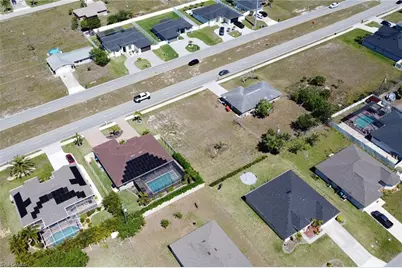 406 Tropicana Pkwy W, Cape Coral, FL 33993 - Photo 13