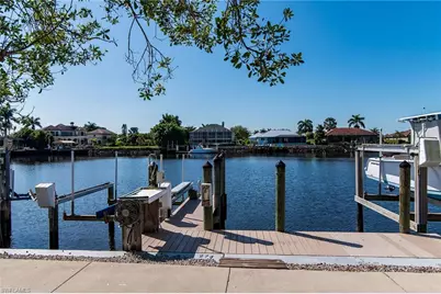 274 Stella Maris Dr S, Naples, FL 34114 - Photo 25