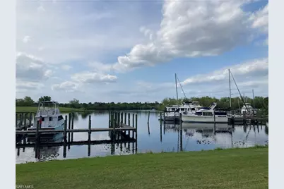 208 Elmwood St, Labelle, FL 33935 - Photo 7