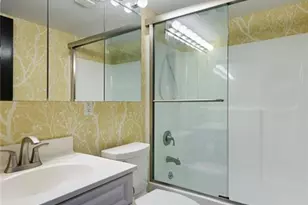 2121 Collier Ave, Fort Myers, FL 33901 - Photo 17