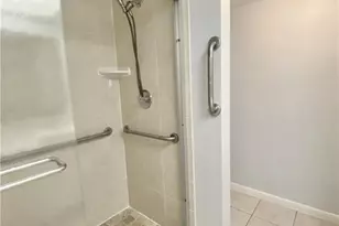 4955 Pepper Cir, Naples, FL 34113 - Photo 9