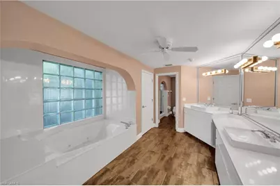 813 Cape View Dr, Fort Myers, FL 33919 - Photo 35
