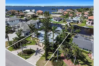 813 Cape View Dr, Fort Myers, FL 33919 - Photo 5