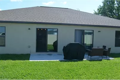 526-528 SE 5th Pl, Cape Coral, FL 33990 - Photo 11