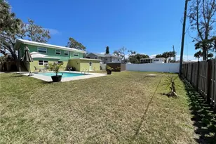 5460 Oak Ridge Ave, Fort Myers Beach, FL 33931 - Photo 9