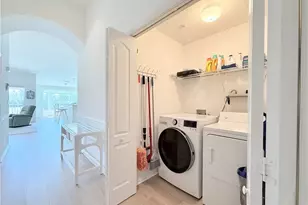 8520 Naples Heritage Dr, Naples, FL 34112 - Photo 21