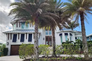 336 Lagoon Ave, Naples, FL 34108 - Photo 3