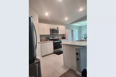 1028 NE 36th Ln, Cape Coral, FL 33909 - Photo 9