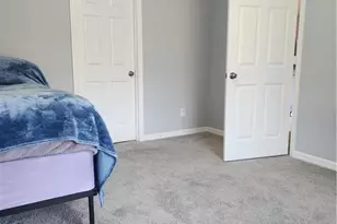 1028 NE 36th Ln, Cape Coral, FL 33909 - Photo 19