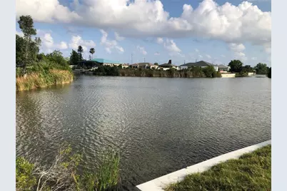 27 SW 14th Ave, Cape Coral, FL 33991 - Photo 3