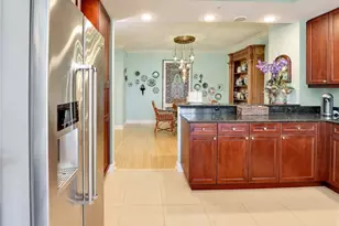 455 Cove Tower Dr, Naples, FL 34110 - Photo 15