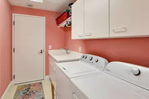 455 Cove Tower Dr, Naples, FL 34110 - Photo 23