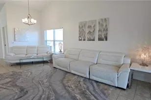 5435 Worthington Ln, Naples, FL 34110 - Photo 9