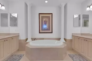 2710 Callista Ct, Naples, FL 34114 - Photo 29