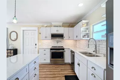 244 Dundee Rd, Fort Myers Beach, FL 33931 - Photo 9