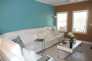 2080 W First St, Fort Myers, FL 33901 - Photo 5