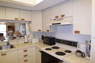 12170 Kelly Sands Way, Fort Myers, FL 33908 - Photo 7