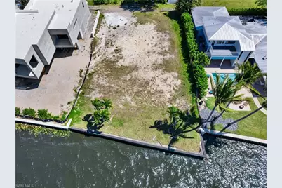 1204 Alhambra Dr, Fort Myers, FL 33901 - Photo 13