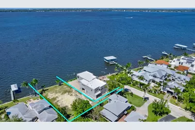 1204 Alhambra Dr, Fort Myers, FL 33901 - Photo 3