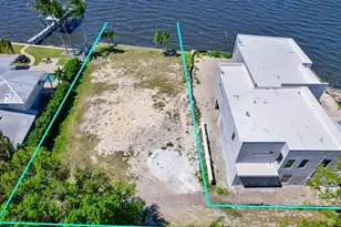 1204 Alhambra Dr, Fort Myers, FL 33901 - Photo 9