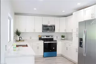 4937 Royal Palm Dr, Estero, FL 33928 - Photo 11