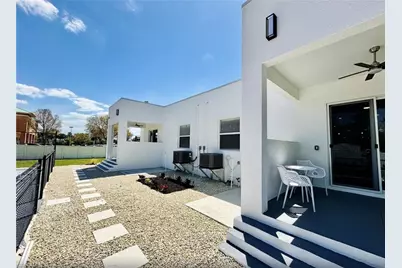 2479 Shadowlawn Dr, Naples, FL 34112 - Photo 29