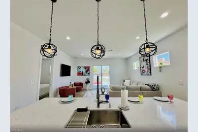 2479 Shadowlawn Dr, Naples, FL 34112 - Photo 13