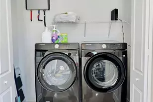 2479 Shadowlawn Dr, Naples, FL 34112 - Photo 23