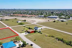 1069 NE 7th Terrace, Cape Coral, FL 33909 - Photo 7