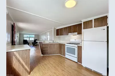 139 Gaslight Ave, North Fort Myers, FL 33917 - Photo 15
