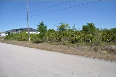 329 Paulcrest Ave, Lehigh Acres, FL 33974 - Photo 7