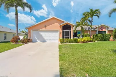 2718 SW 9th Pl, Cape Coral, FL 33914 - Photo 3