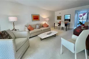 1900 Alamanda Dr, Naples, FL 34102 - Photo 5