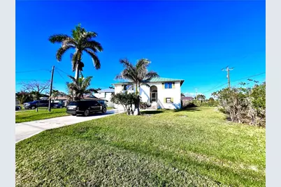 103 Tahiti Cir, Naples, FL 34113 - Photo 3