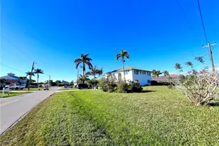 103 Tahiti Cir, Naples, FL 34113 - Photo 21