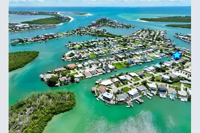 147 Capri Blvd, Naples, FL 34113 - Photo 1