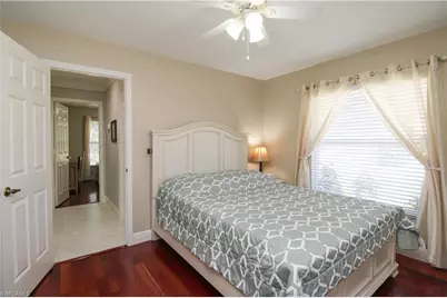 333 Wentworth Ct, Naples, FL 34104 - Photo 41