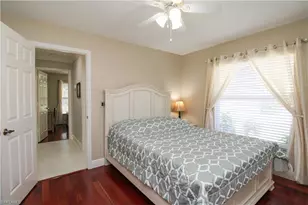 333 Wentworth Ct, Naples, FL 34104 - Photo 41