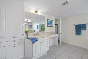 4021 Gulf Shore Blvd N, Naples, FL 34103 - Photo 23