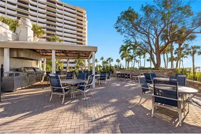 4021 Gulf Shore Blvd N #202, Naples, FL 34103 - Photo 35